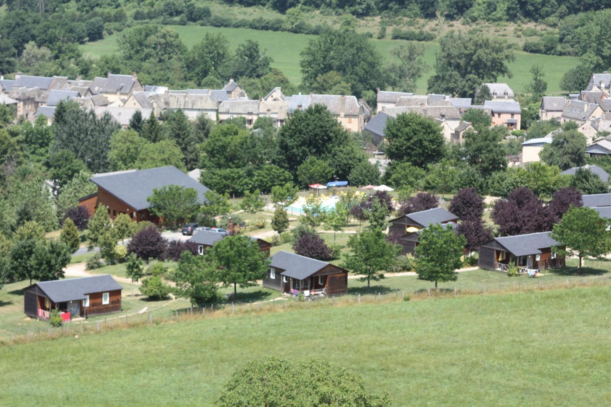 Village De Gite - La Cascade Sainte-Eulalie-d'Olt Exterior foto